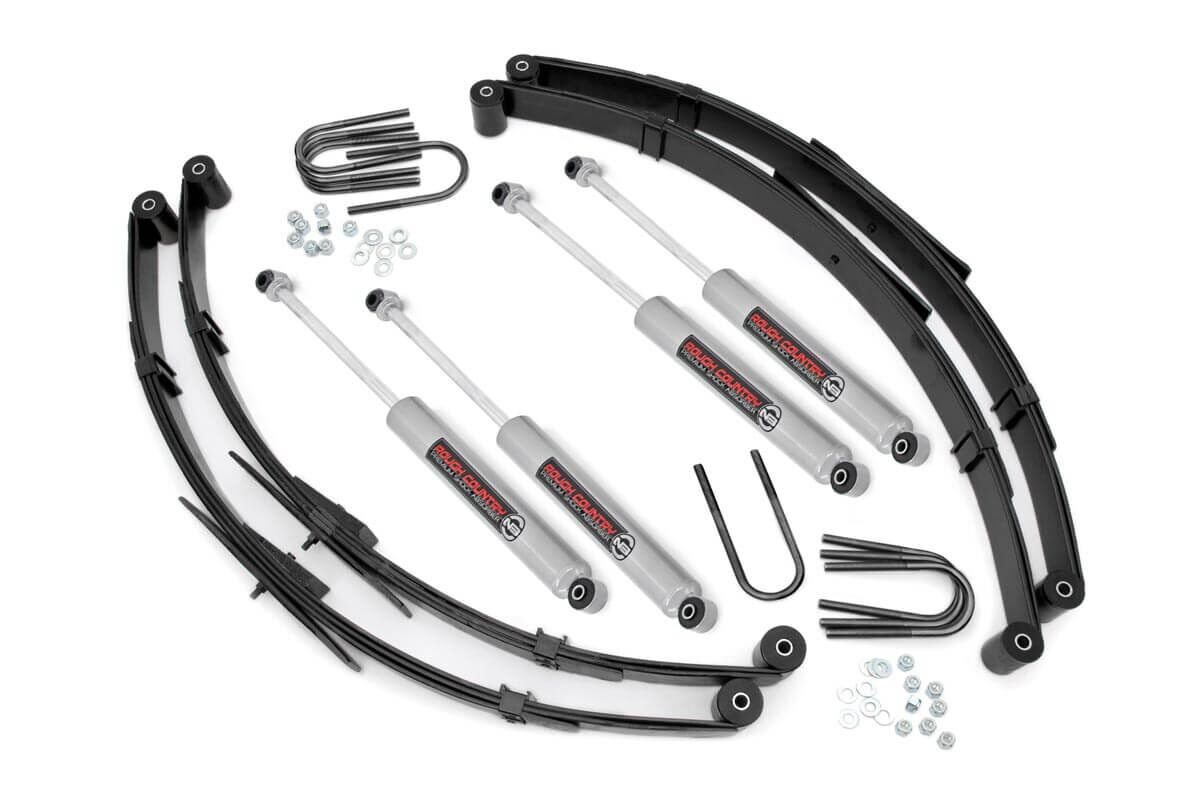 Toyota Land Cruiser Suspension Lift Kit - Rough Country - 4 Inch - '64-'80